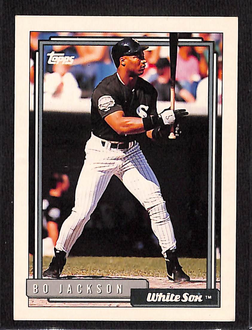 FIINR Baseball Card 1992 Topps Bo Jackson Baseball Card White Sox #290 - Mint Condition