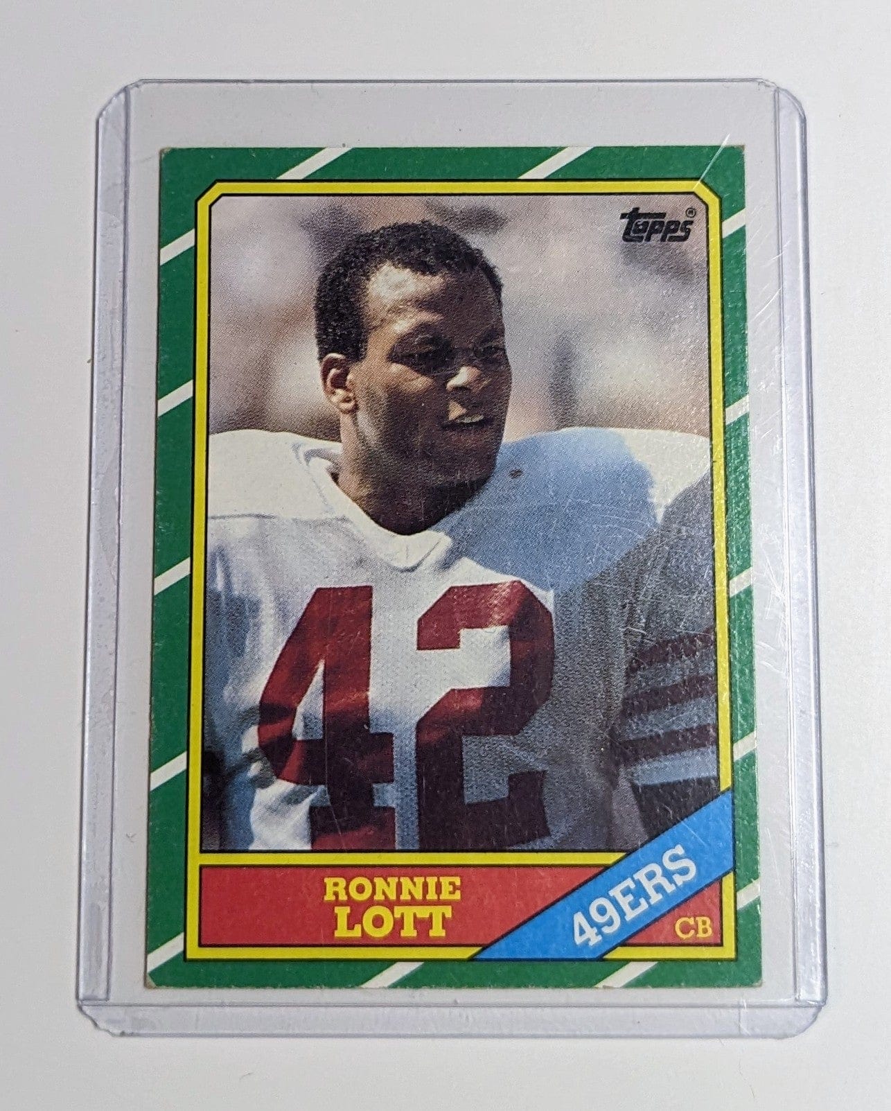 FIINR Football Card 1986 Topps Ronnie Lott Football Card #168 - Mint Condition