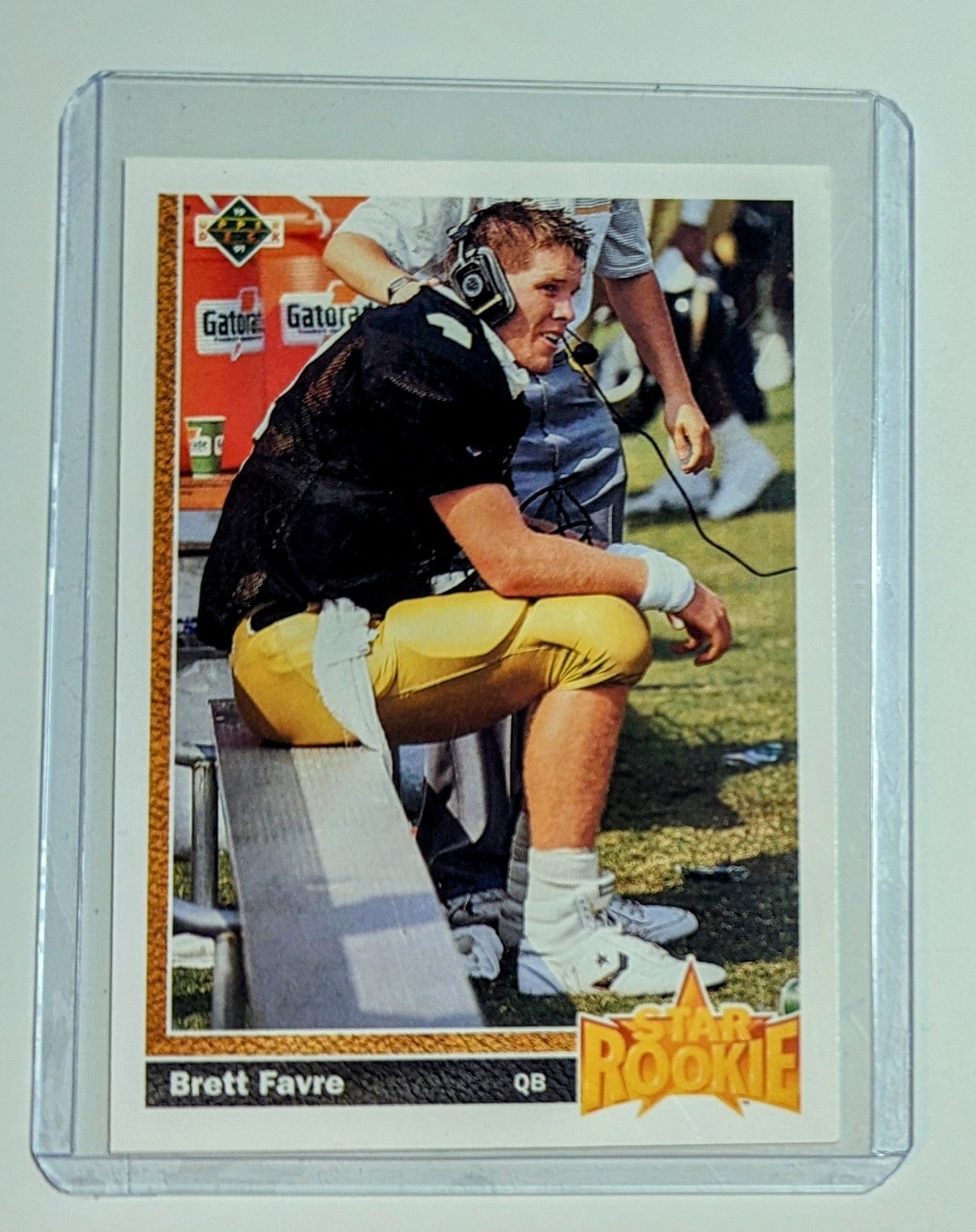 FIINR Football Card 1991 Upper Deck Brett Favre Rookie Card #13 Atlanta Falcons - Mint Condition