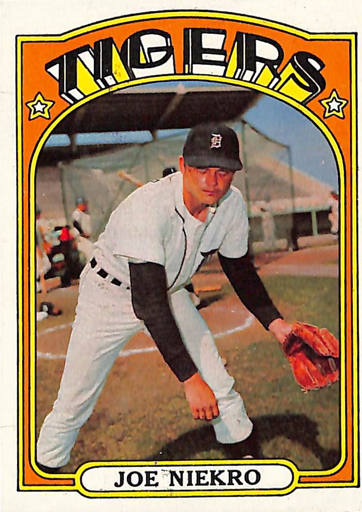 FIINR Baseball Card 1972 Joe Niekro Vintage Baseball Card #216 - Pristine - Mint Condition