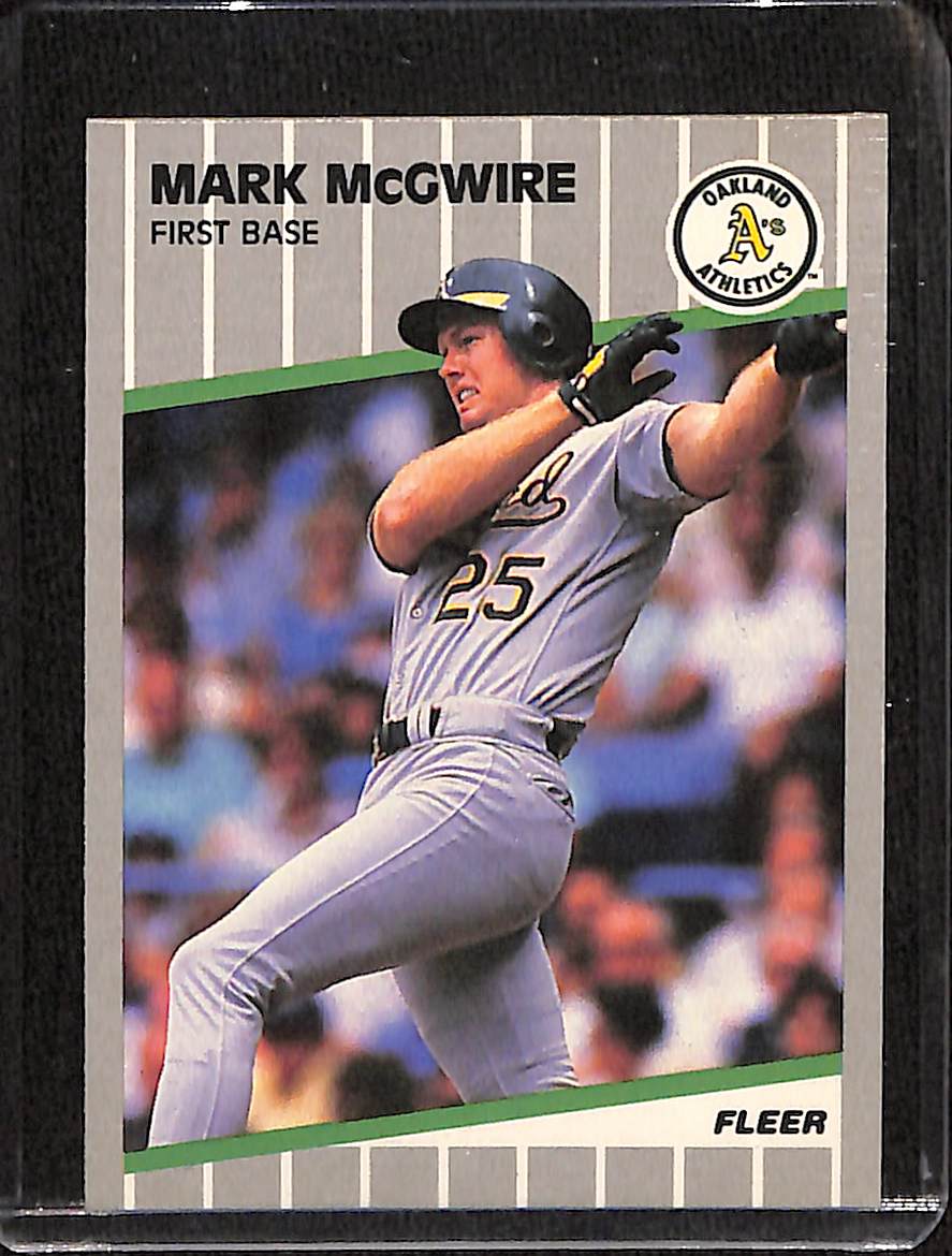 FIINR Baseball Card 1989 Fleer Mark McGwire Baseball Card #17 - Mint Condition