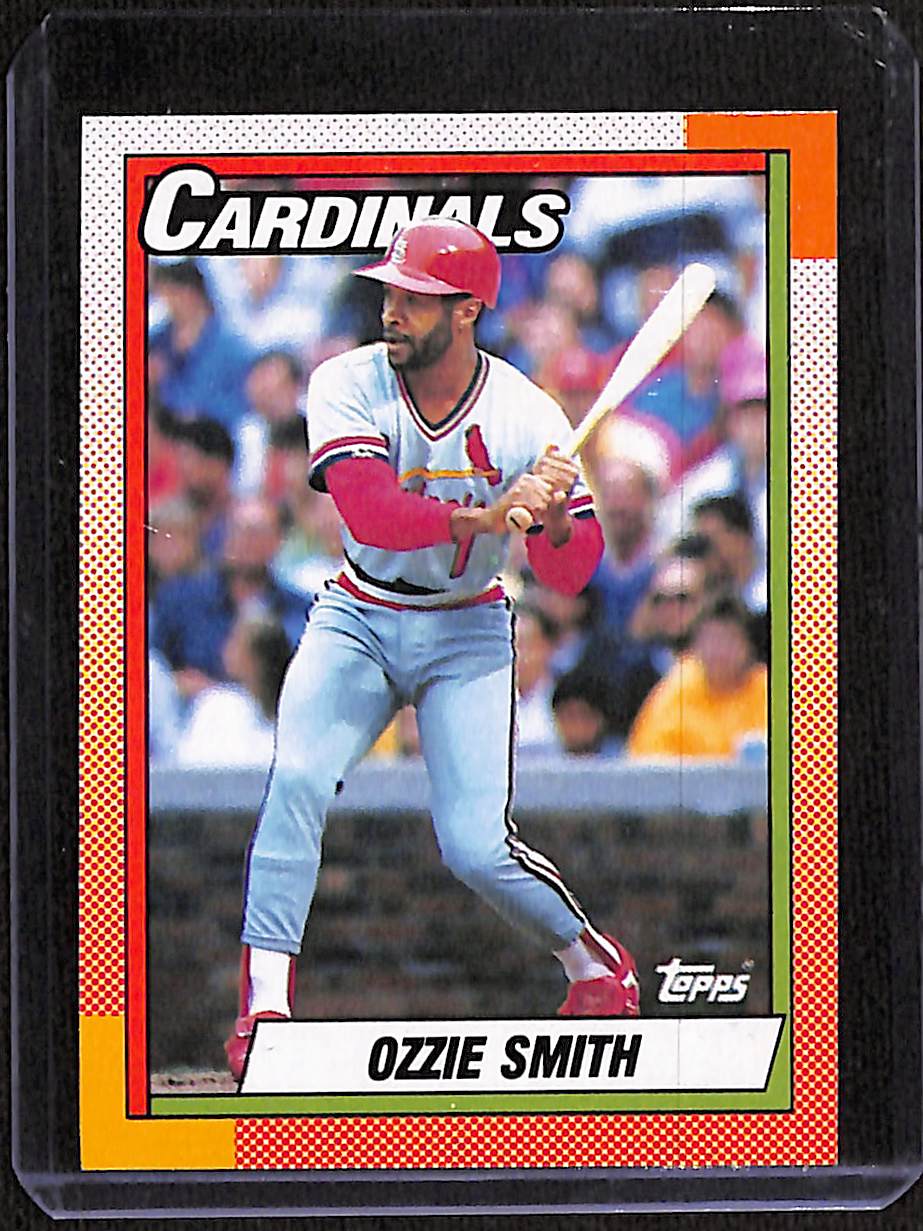 FIINR Baseball Card 1990 Topps Ozzie Smith MLB Vintage Baseball Card #590 - Mint Condition