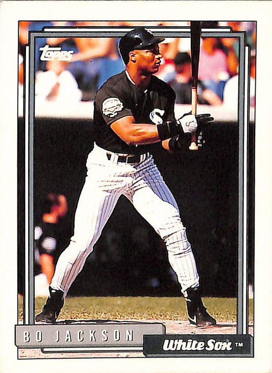 FIINR Baseball Card 1992 Topps Bo Jackson Baseball Card White Sox #290 - Mint Condition