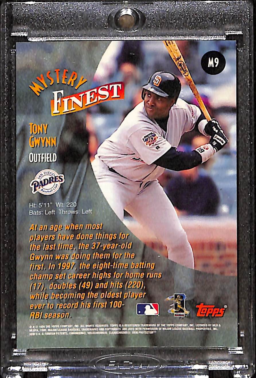FIINR Baseball Card 1998 Topps Mystery Finest Hologram Tony Gwynn Baseball Card #M9 - Rare - Mint Condition