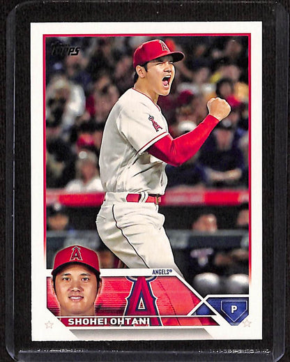 FIINR Baseball Card 2023 Topps Shohei Ohtani MLB Baseball Card #17 - Mint Condition