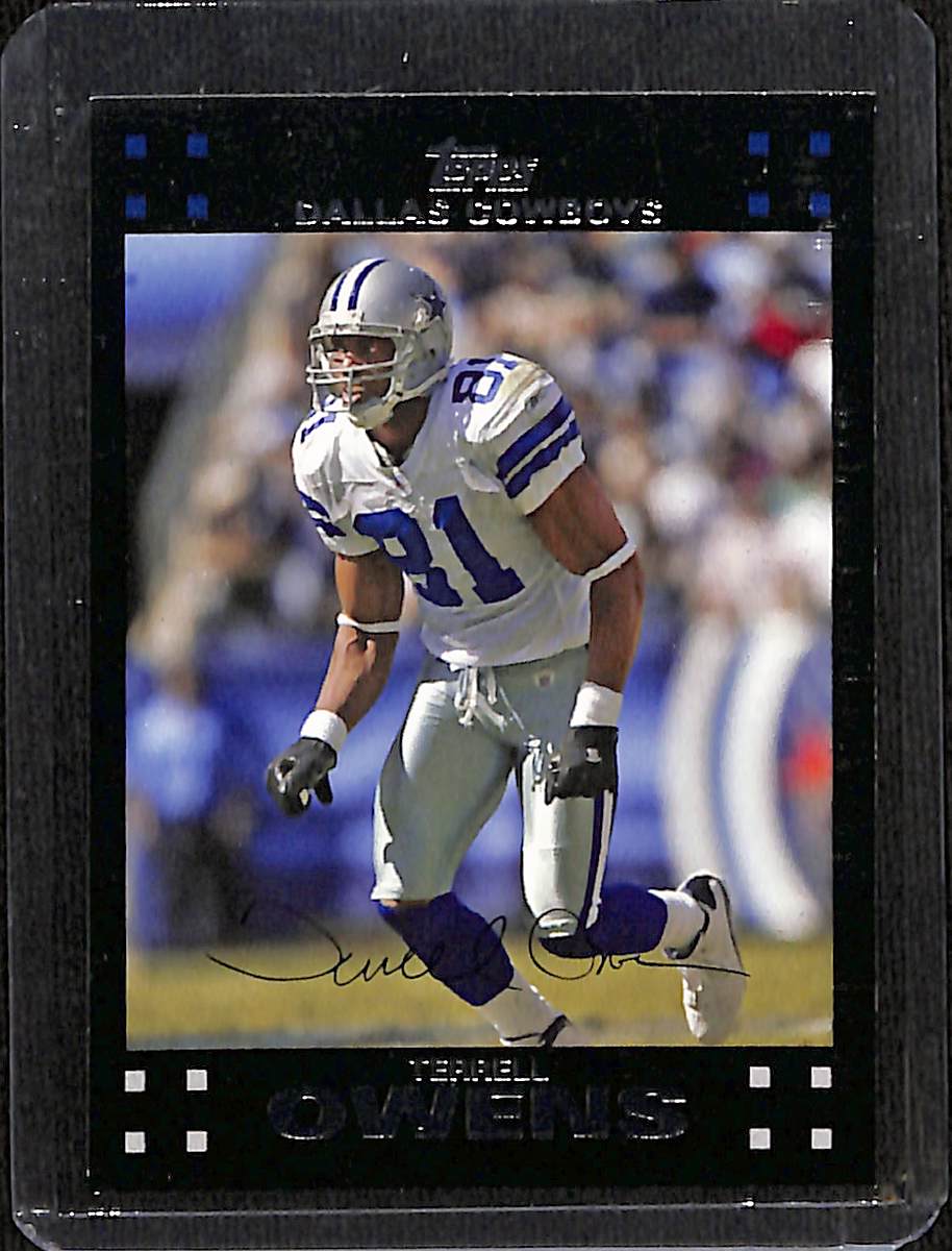 FIINR Football Card 2007 Topps Terell Owens Football Card #135 - Mint Condition